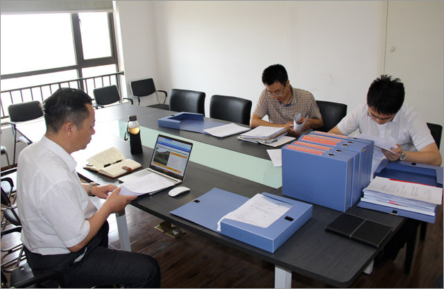 把握工作重点难点 确保节点目标实现——公司党委调研检查组赴成都高新公司开展调研检查