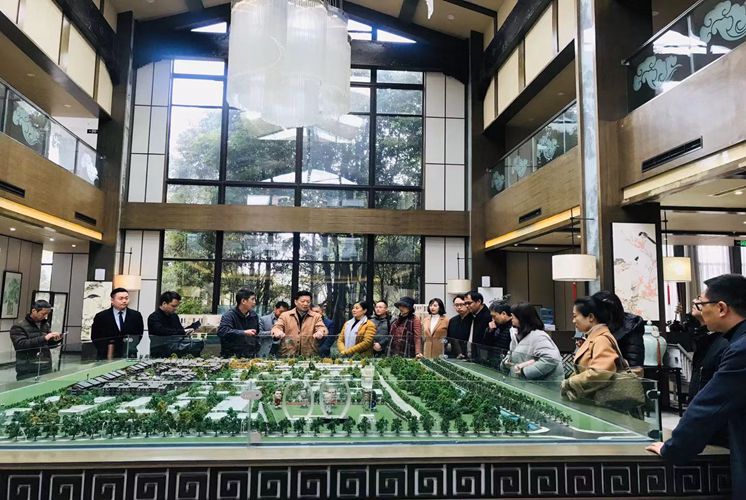 王月明到青城旅游公司调研指导工作并开展“两节”慰问送温暖活动