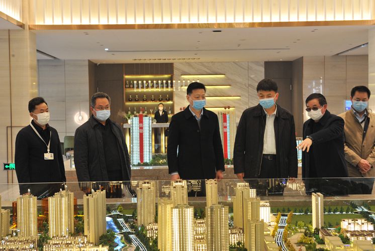 温江区区长马烈红到盈庭公司开展疫情防控和复工复产工作调研